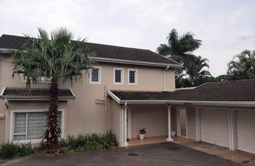 Umhlanga Villa | 652 m² Villa ∙ 4 bedrooms ∙ 8 guests