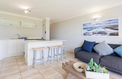 Shaka's Rock Apartment | 66 Chaka's Cove