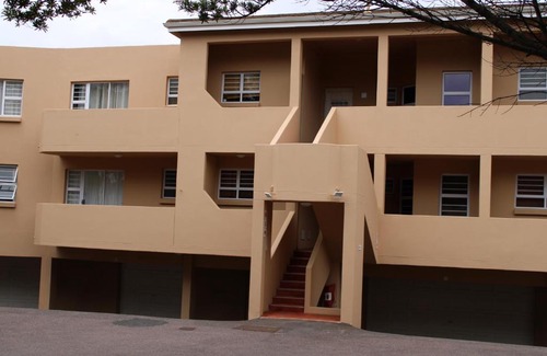Hibberdene Apartment | 7 Marina Palms, Woodgrange-on-sea