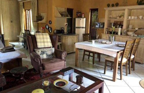 Fontainebleau Apartment | 70 m² Apartment ∙ 3 guests