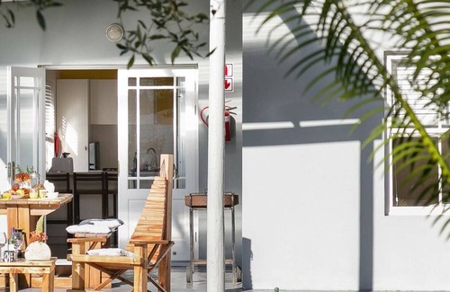 Robertson House | 70 m² House ∙ 2 bedrooms ∙ 4 guests