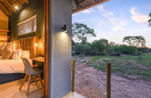 Beestekraal Cabin | 70 m² Lodge ∙ 127 guests
