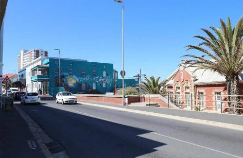 Redhill Apartment | 700 m² Apartment ∙ 2 bedrooms ∙ 4 guests