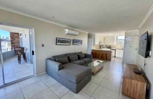 Umhlanga Apartment | 71 Sea Lodge Beachfront Apartment