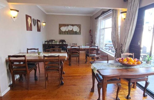 Lambert's Bay Bed & Breakfast | 72 m² Bed and breakfast ∙ 6 guests