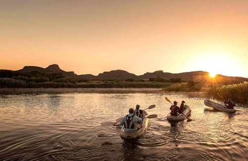 Vioolsdrift Settlement Cabin | 72 m² Lodge ∙ 3 bedrooms ∙ 127 guests