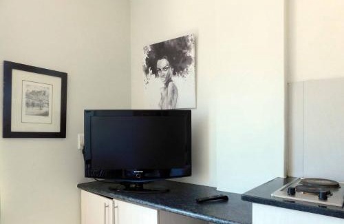 Cape Town City Centre Apartment | 72 on Kloof
