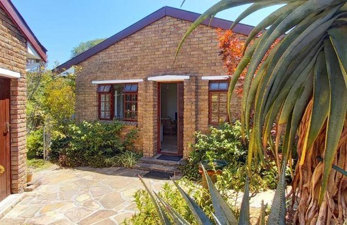 Constantia Apartment | 75 m² Apartment ∙ 1 bedroom ∙ 3 guests