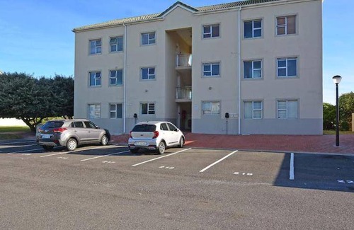 Big Bay Apartment | 75 m² Apartment ∙ 2 bedrooms ∙ 4 guests