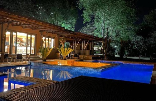 Kroondal Bed & Breakfast | 75 m² Bed and breakfast ∙ 14 bedrooms ∙ 8 guests