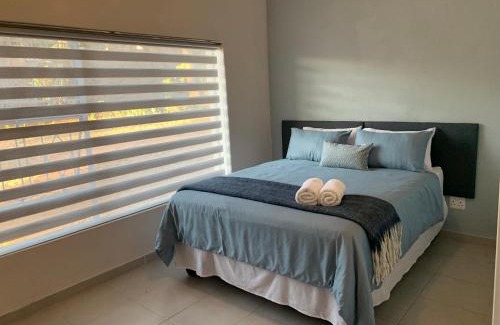 Fontainebleau Apartment | 77 on Percy