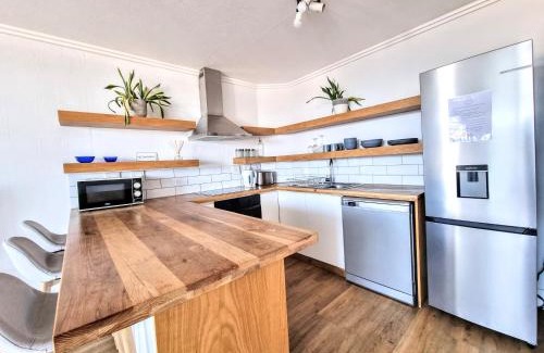 Shaka's Rock Apartment | 79 Chaka's Cove