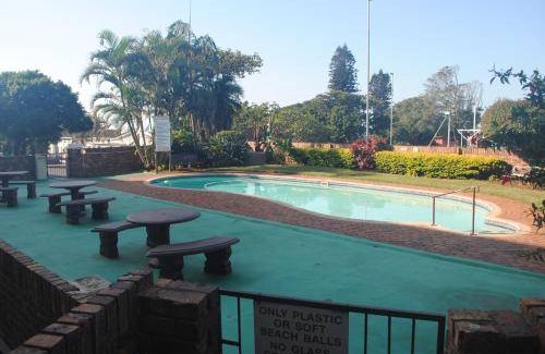 Scottburgh Apartment | 80 m² Apartment ∙ 1 bedroom ∙ 4 guests