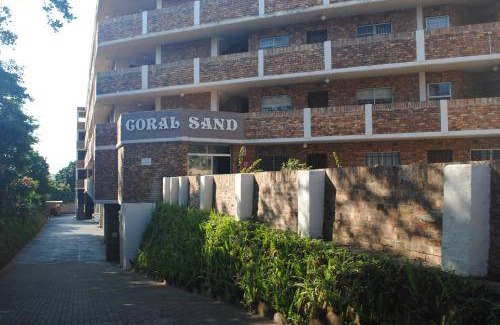 Scottburgh Apartment | 80 m² Apartment ∙ 1 bedroom ∙ 4 guests