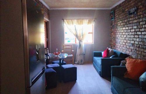 Barrydale Apartment | 80 m² Apartment ∙ 2 bedrooms ∙ 4 guests