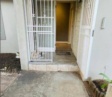 Lynnwood Apartment | 80 m² Apartment ∙ 4 guests