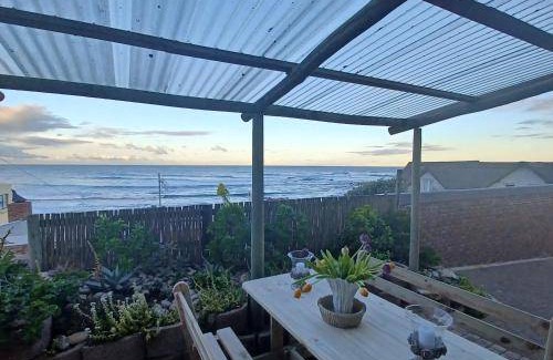 Jongensfontein Bed & Breakfast | 80 m² Bed and breakfast ∙ 2 bedrooms ∙ 4 guests