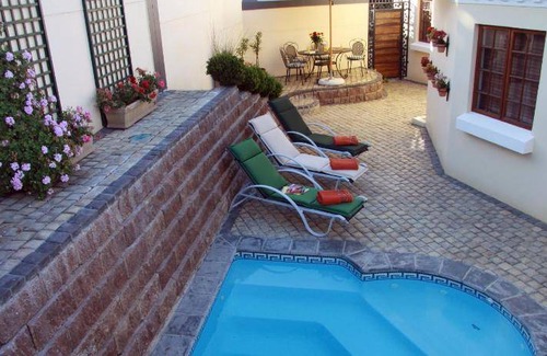 Somerset West Bed & Breakfast | 80 m² Bed and breakfast ∙ 127 guests