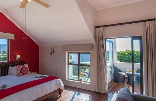 Helderberg Rural Bed & Breakfast | 80 m² Bed and breakfast ∙ 127 guests