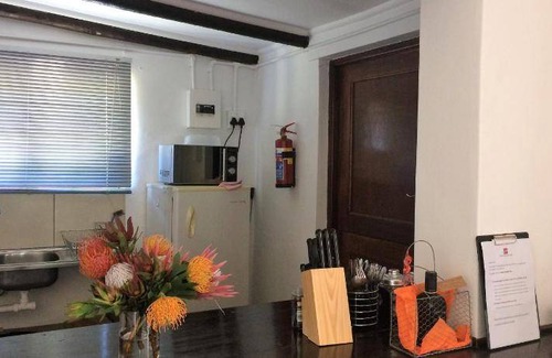 Tulbagh Ski Chalet | 80 m² Chalet ∙ 2 bedrooms ∙ 4 guests