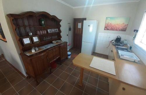 Clanwilliam House | 80 m² Farmhouse ∙ 2 bedrooms ∙ 4 guests