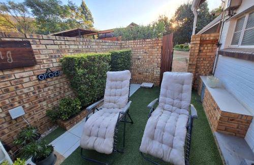 Krugersdorp House | 80 m² House ∙ 1 bedroom ∙ 4 guests