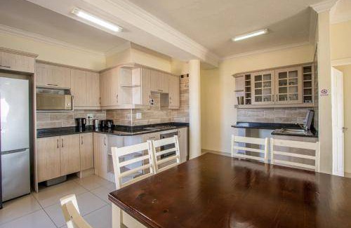 Margate Apartment | 85 m² Apartment ∙ 3 bedrooms ∙ 8 guests