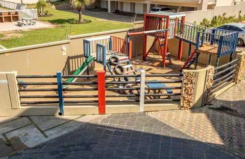 Margate Apartment | 85 m² Apartment ∙ 3 bedrooms ∙ 8 guests