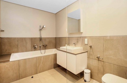 Greater Johannesburg Metropolitan Area Apartment | 85 m² Apartment ∙ 2 bedrooms ∙ 2 guests
