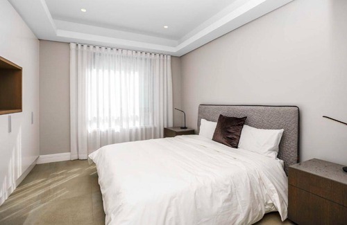 Greater Johannesburg Metropolitan Area Apartment | 85 m² Apartment ∙ 2 bedrooms ∙ 2 guests
