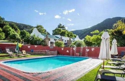 Schoemanshoek Cabin | 85 m² Lodge ∙ 2 bedrooms ∙ 127 guests