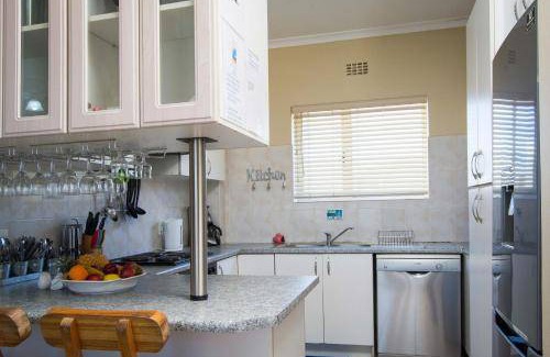 Melkbosstrand Apartment | 88 m² Apartment ∙ 2 bedrooms ∙ 4 guests