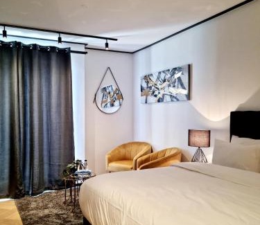 Century City Apartment | 9 Palms by Smart City Stays
