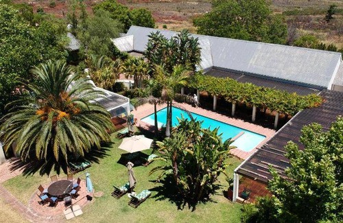 Stellenbosch Bed & Breakfast | 90 m² Bed and breakfast ∙ 2 bedrooms ∙ 127 guests