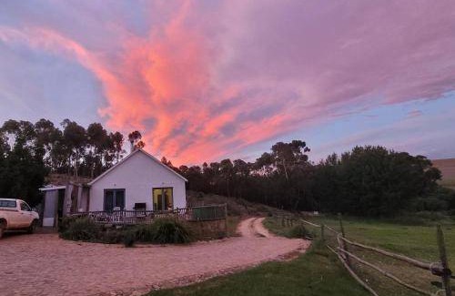 Caledon House | 90 m² Farmhouse ∙ 4 guests