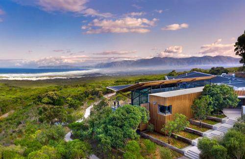 Gansbaai Hotel | 90 m² Hotel ∙ 3 guests