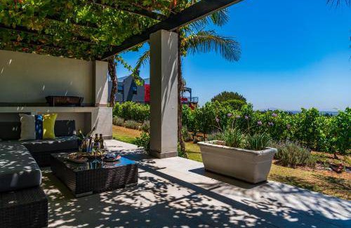 Koelenhof Villa | 90 m² Villa ∙ 2 bedrooms ∙ 4 guests
