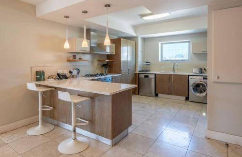 Victoria and Alfred Waterfront Apartment | 95 m² Apartment ∙ 2 bedrooms ∙ 4 guests