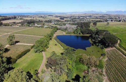 Raithby House | 95 m² Farmhouse ∙ 3 bedrooms ∙ 5 guests