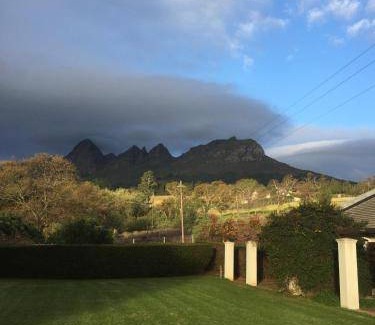 Raithby House | 95 m² Farmhouse ∙ 3 bedrooms ∙ 5 guests