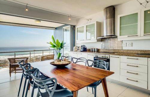 Mouille Point Apartment | 98 m² Apartment ∙ 2 bedrooms ∙ 4 guests