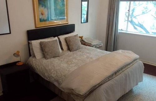 Sandown Apartment | 99 m² Apartment ∙ 2 bedrooms ∙ 4 guests