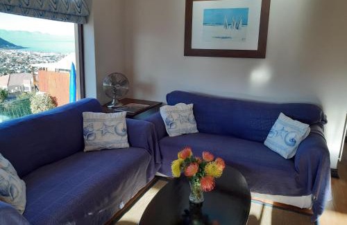 Fish Hoek Apartment | A Place in Thyme