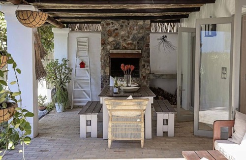 Voelklip Cottage | Aldo 315 contemporary farmhouse | Family friendly
