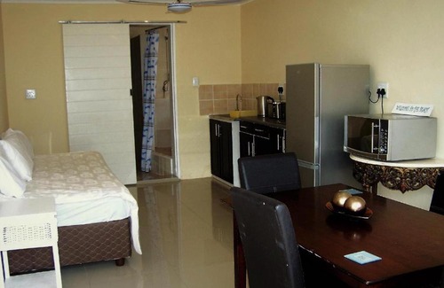 Humewood House | Aloha Africa guest house