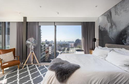 Bo'Kaap Apartment | Always-Power Trendy De Waterkant Loft