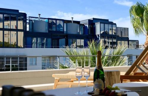 Victoria and Alfred Waterfront Apartment | Amanzi V&A Luxury Apartments-Suite 301