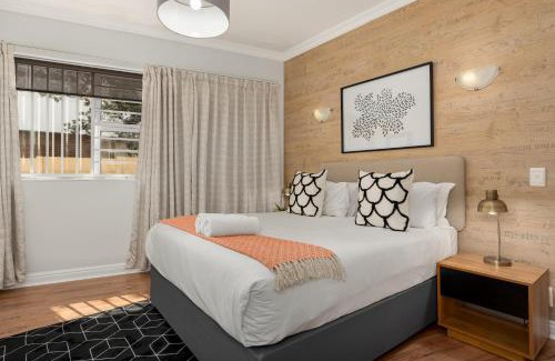 Green Point Apartment | Ananda 5