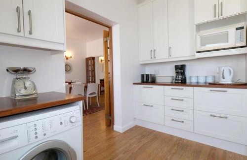 Muizenberg House | Annies Place Muizenberg