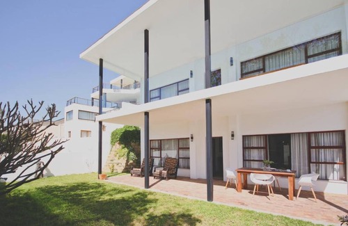 Gordons Bay Central Apartment | Apartment ∙ 2 bedrooms ∙ 4 guests